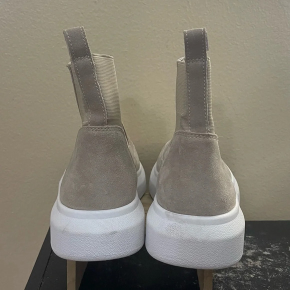 Nurture Atna Suede High Top Platform Sneaker Booties Khaki Comfort Size 11 - Picture 7 of 9